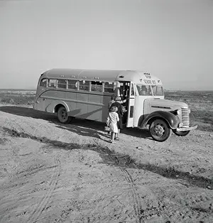 Malheur: Children - Bus - Transportation School