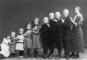 Descending: Children, circa 1900