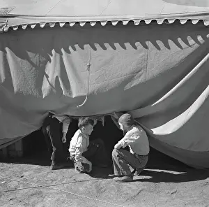 Roswell: Children - Circus - Tent - Great Depression