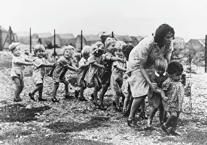 Pevensey: CHILDREN FORM A TRAIN