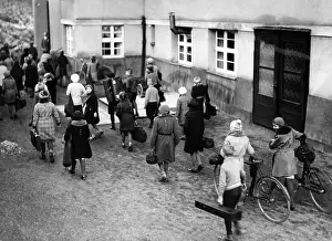 Musically: Children in Klingenthal, 1933