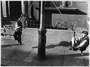 Londonroger: CHILDREN/LAMPPOST 1956