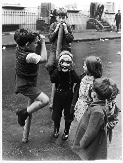 Britainroger: CHILDREN & MASKS