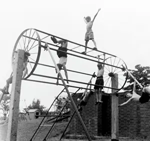 Bramfield: CHILDREN/PLAYGROUND 1957