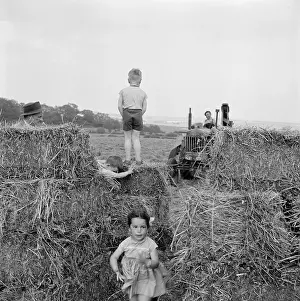 Munden: Children Playing