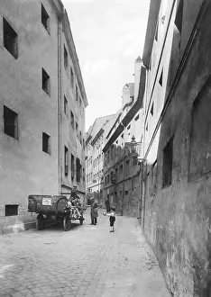 Krogel: Children playing at the Krogel in Berlin, 1933