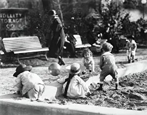 Sandbox: Children - Playing - Playground - Sandbox