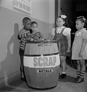 Recycle: Children - Recycle - School WWII