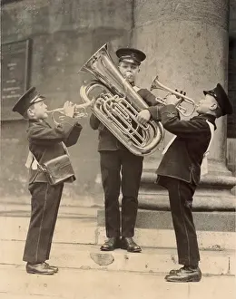 Cornets: Three children of a school band