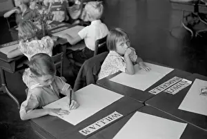 Greenbelt: Children - school - education - classroom