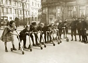 Scooter: Children at a scooter race, 1922