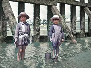 Breakwater: Two children at the seaside
