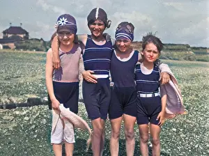 Towels: Four children at the seaside