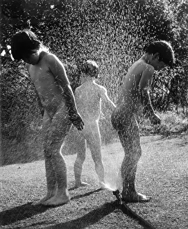Sprinkler: CHILDREN/WATER SPRINKLER