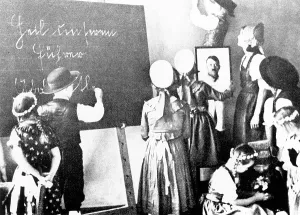Idol: CHILDREN WORSHIP HITLER