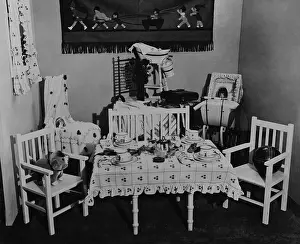 Cradle: Children's room, 1928