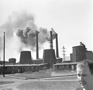 Polluting: Chimney - smoke