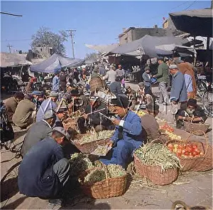 Kashi: CHINA/FREE MARKET 1992