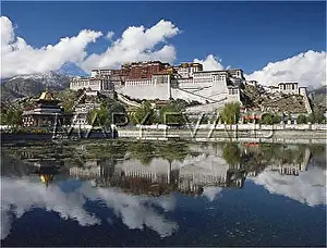 Potala: CHINA/TIBET/LHASA 1992