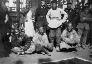 Executioner: Chinese executioners during the Boxer Rebellion, 1900