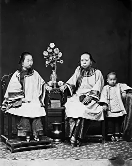 Bind: Chinese women with bound feet