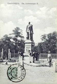 Moldova: Chisinau - Monument to Alexander II