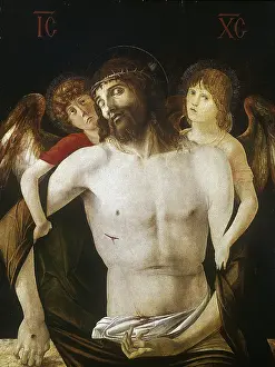 Supported: Christ between Two Angels : the crucified Christ