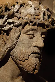 Remi: Christ, statue, Basilique Saint Remi, Reims, France