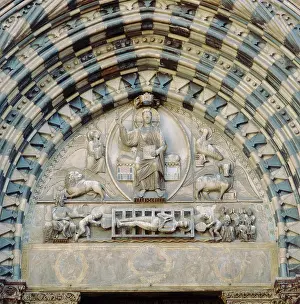 Basrelief: Christ with the symbols of
