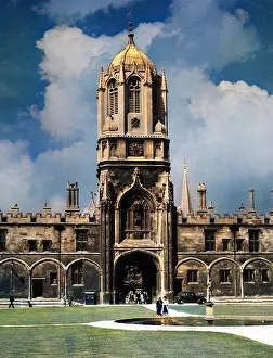 Curfew: CHRISTCHURCH TOM TOWER