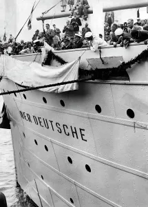 Sierra: Christening of the KdF ship Der Deutsche, 1934