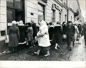 Queues: Christmas - Halloween - Holidays