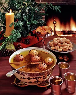 Wassail: Christmas Punch Wassail Bowl