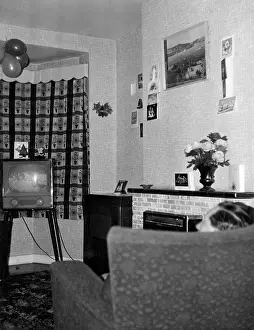 Relaxes: CHRISTMAS TELEVISION