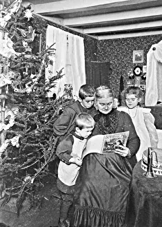 Grandmother: Under the Christmas tree, 1910