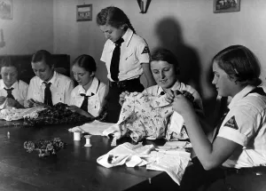 Tailors: Christmas workshop of the BDM in Ostlandheim in Berlin-P