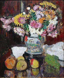 Chrysanthemums: Chrysanthemums in a Chinese Vase