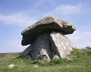 Chun: Chun Quoit, near Pendeen and Morvah, Penzance, Cornwall