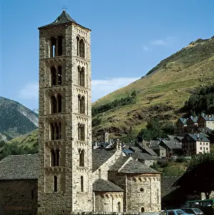 Vall: Church of Sant Climent in Ta?ll