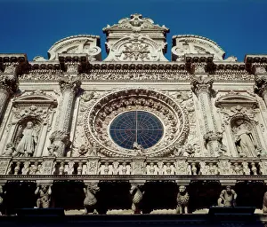 Penna: Church of Santa Croce, detail