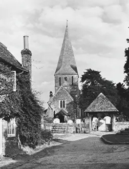 Shere: CHURCH IN SHERE, SURREY
