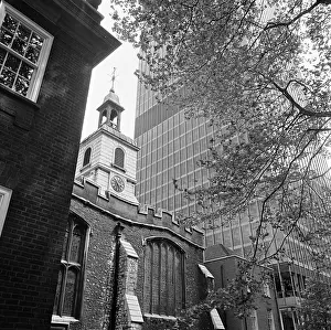 Bishopgate: Church of St Helen Bishopgate