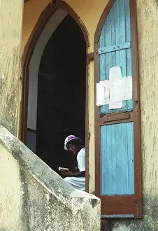 Freetown: Churchgoer, Regent, Sierra Leone