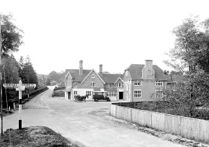 Churt: Churt, Pride of the Valley Hotel 1924