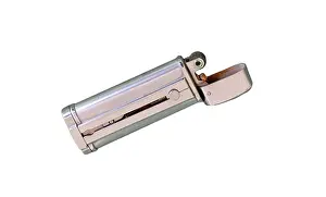 Lighters: Cigarette lighter and scissors