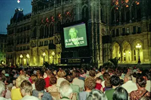 Rathausplatz: Cinema festival