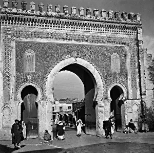 Mansour: City gate of Fez, 1937