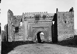 Meknes: City gate in Meknes, 1930