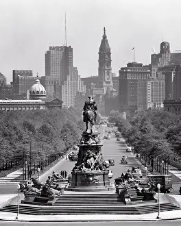 Eakins: City Hall Skyline Looking Down Benjamin Franklin