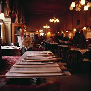 Citylife: City life. Inside view of Cafe Sperl. Vienna